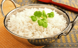 Por último o arroz é empacotado e distribuído para os supermercados parceiros estando pronto para você usar em sua casa.